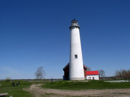 Further north, the Tawas Point light is a prominent landmark, and the point is often wonderful for migrants including…
